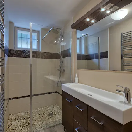 Fripouille - A 100 M De La Holiday home Royan